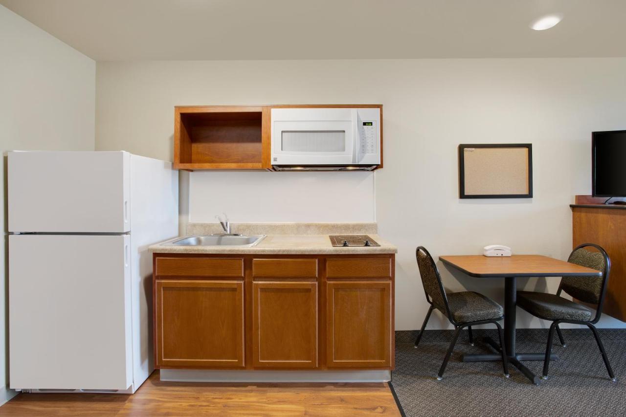 Woodspring Suites Frederick I-70 エクステリア 写真